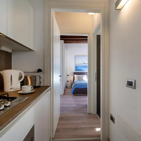 Sea To Sky By Wonderful Italy * Venecia