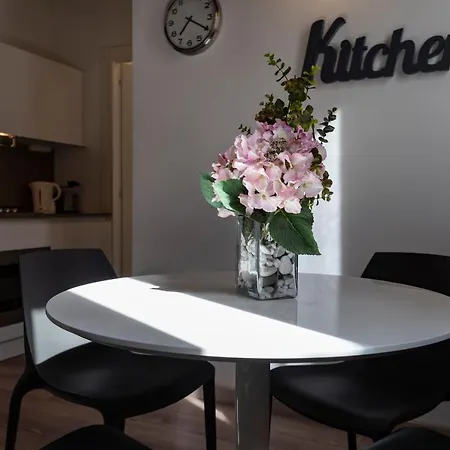 Sea To Sky By Wonderful Italy * Venecia