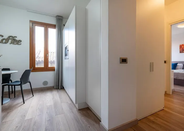 Sea To Sky By Wonderful Italy * Venetië